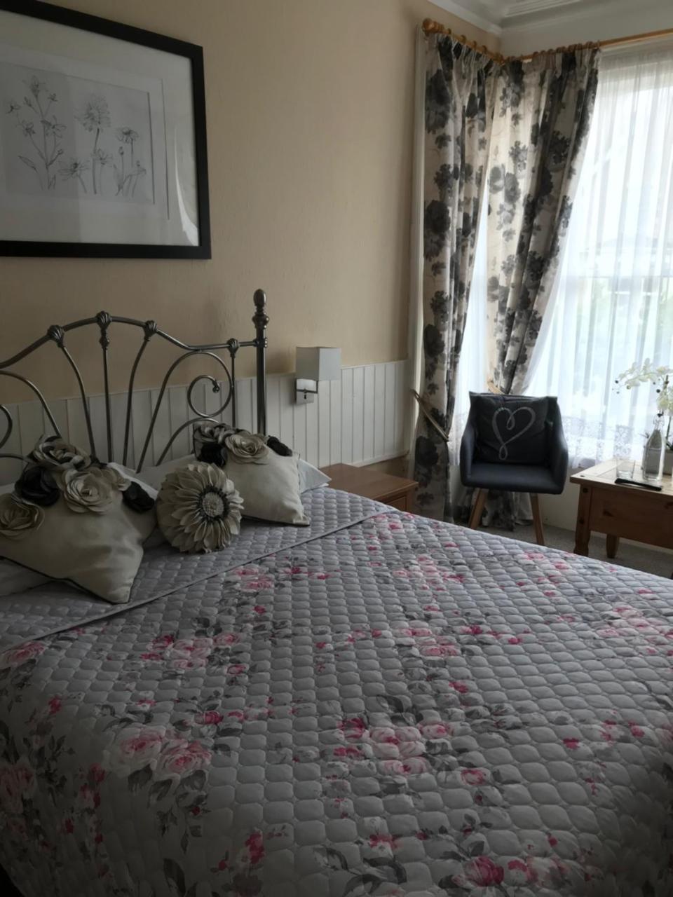 Astonwood Hotel Llandudno Extérieur photo
