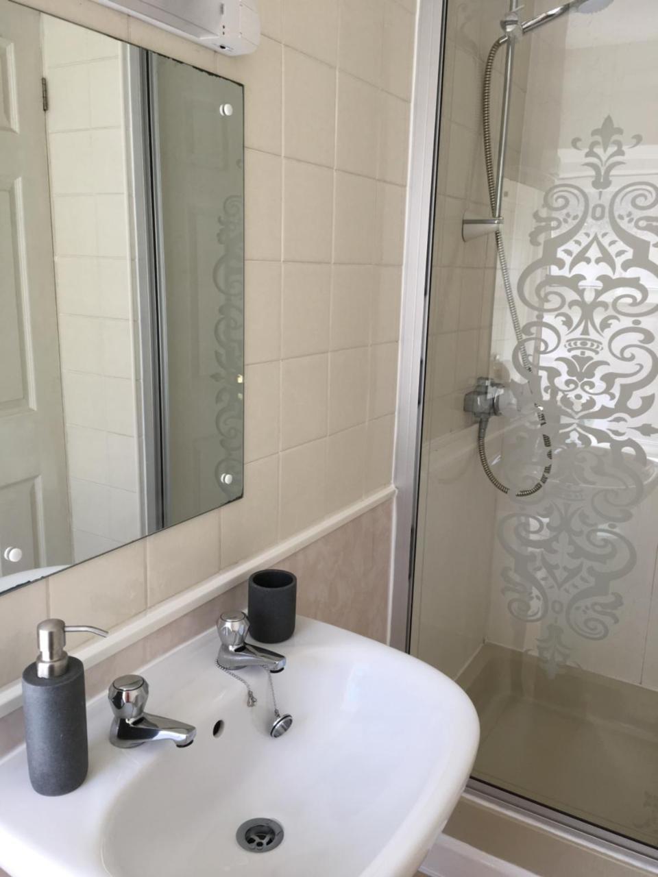 Astonwood Hotel Llandudno Extérieur photo